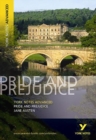 Pride and Prejudice: York Notes Advanced everything you need to catch up, study and prepare for and 2023 and 2024 exams and assessments - Book