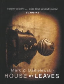 House Of Leaves, Paperback Book House Of Leaves, Paperback Book