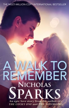 A Walk To Remember, Paperback Book A Walk To Remember, Paperback Book