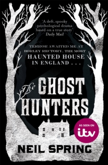 The Ghost Hunters, Paperback Book The Ghost Hunters, Paperback Book