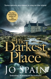 The Darkest Place : A bingeable, edge-of-your-seat mystery (An Inspector Tom Reynolds Mystery Book 4)