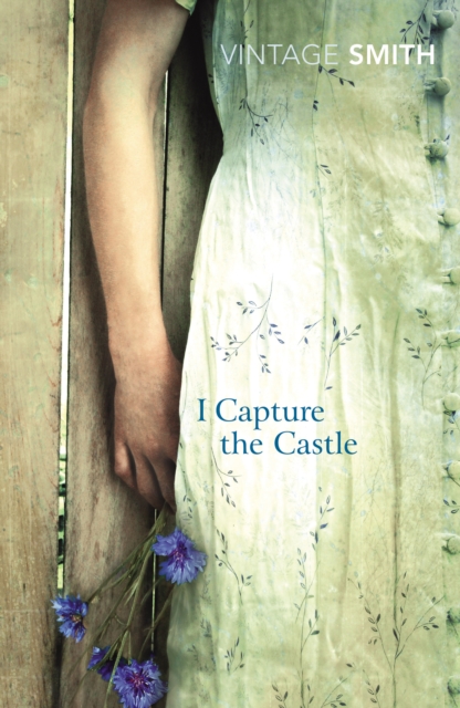 I Capture the Castle : A beautiful coming-of-age novel about first love, Paperback / softback Book