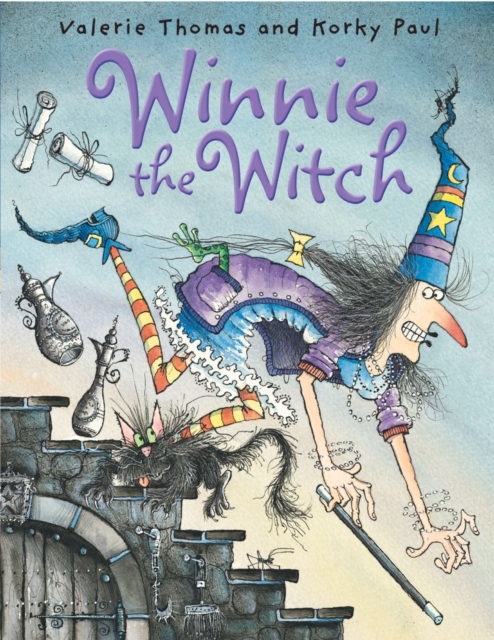 Winnie the Witch, Paperback Book