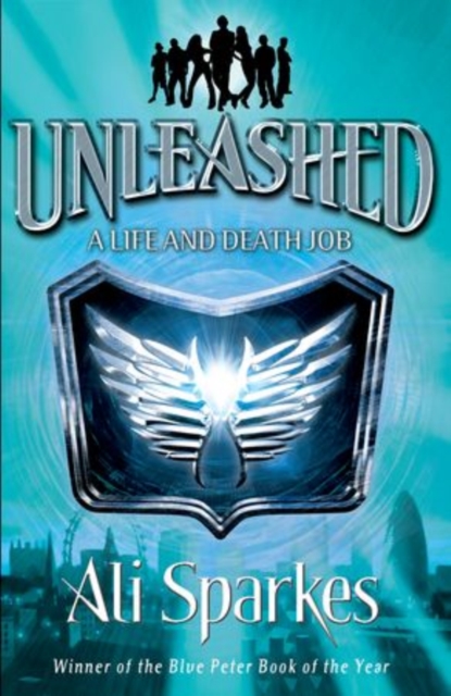 Unleashed 1: A Life & Death Job, Paperback / softback Book
