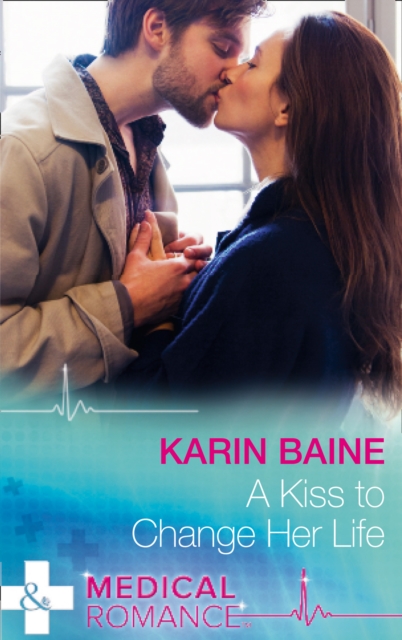 A Kiss to Change Her Life, Paperback Book