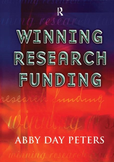 Winning Research Funding, Paperback / softback Book