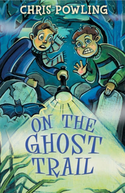 On the Ghost Trail, Paperback / softback Book