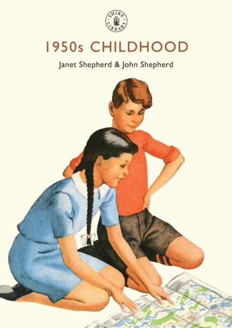 1950s Childhood : Growing up in post-war Britain, Paperback / softback Book