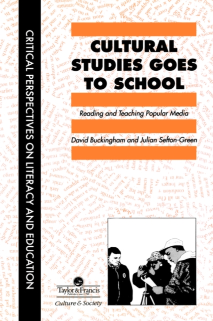 Cultural Studies Goes To School, Paperback / softback Book