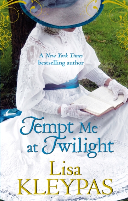 Tempt Me at Twilight, Paperback / softback Book