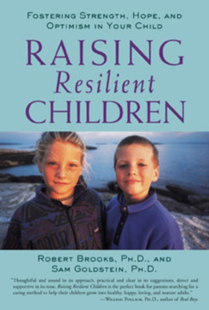Raising Resilient Children, Paperback / softback Book
