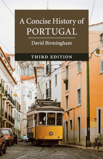 A Concise History of Portugal, Paperback / softback Book