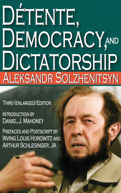 Detente, Democracy and Dictatorship, Hardback Book