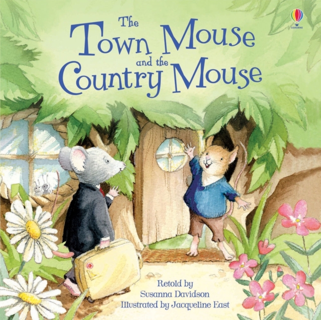 Town Mouse and Country Mouse, Paperback / softback Book