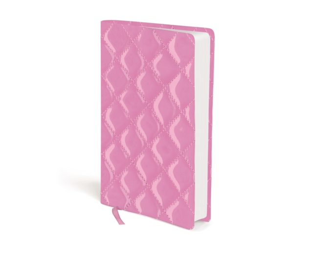 NIV Compact Strawberry Cream Quilted Duo-Tone Bible, Paperback / softback Book