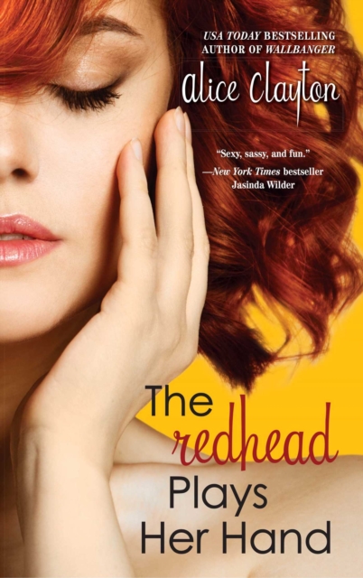 The Redhead Plays Her Hand, EPUB eBook