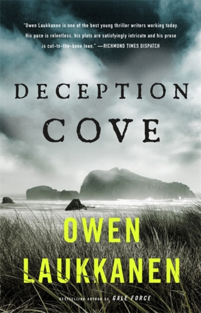Deception Cove : A gripping and fast paced thriller, Paperback / softback Book