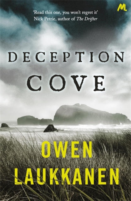 Deception Cove : A gripping and fast paced thriller, Paperback / softback Book