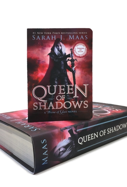 Queen of Shadows (Miniature Character Collection), Paperback / softback Book