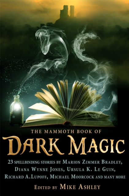 The Mammoth Book of Dark Magic, Paperback / softback Book