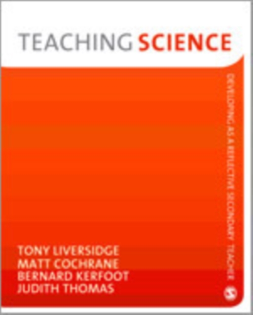 Teaching Science, Hardback Book