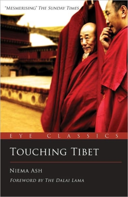 Touching Tibet, Paperback / softback Book