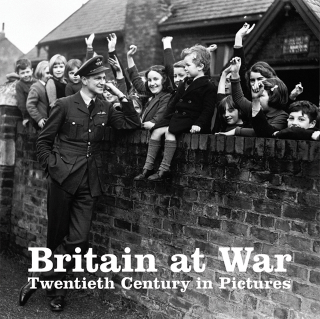 Britain at War, Paperback Book