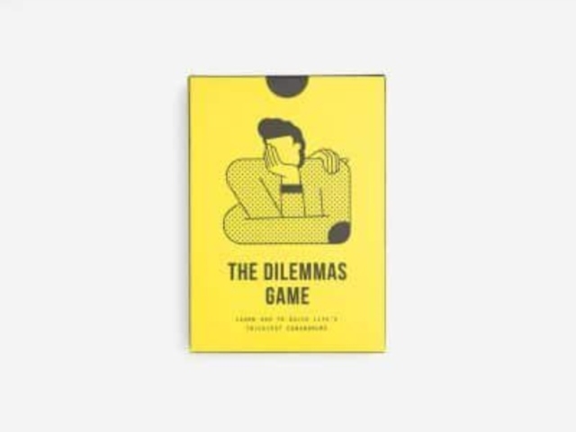 The Dilemmas Game : learn how to solve life’s trickiest conundrums, Cards Book