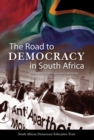 The road to democracy : International solidarity - Book