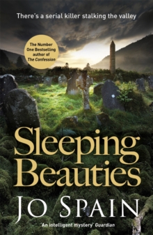 Sleeping Beauties : A gripping serial-killer thriller packed with tension and mystery (An Inspector Tom Reynolds Mystery Book 3)