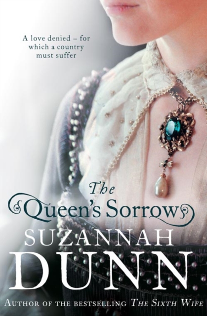 The Queen’s Sorrow, Paperback / softback Book