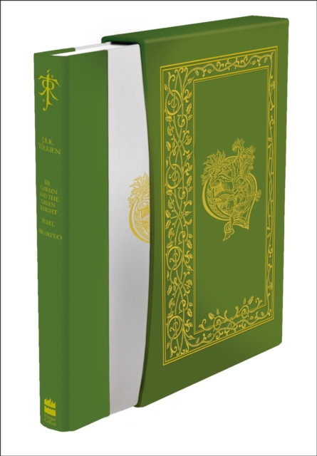 Sir Gawain and the Green Knight : With Pearl and Sir Orfeo, Hardback Book