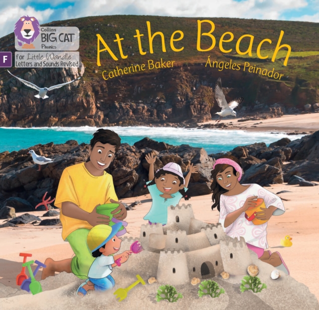 At the Beach : Foundations for Phonics, Paperback / softback Book