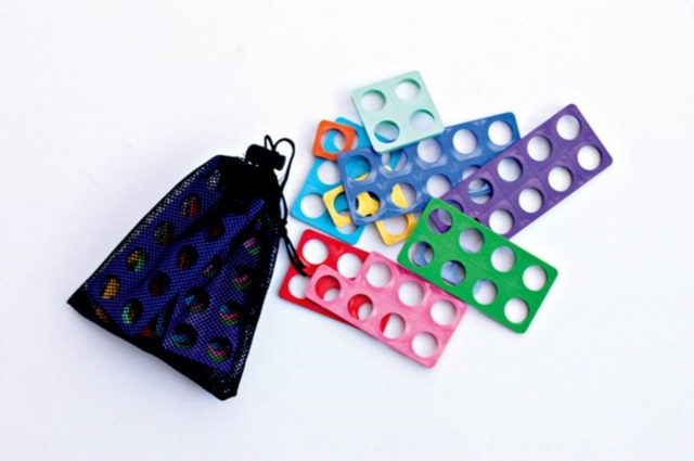 Numicon: 30 Boxes of Numicon Shapes 1-10, Toy Book
