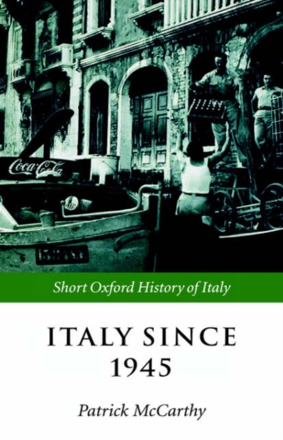 Italy Since 1945, Hardback Book