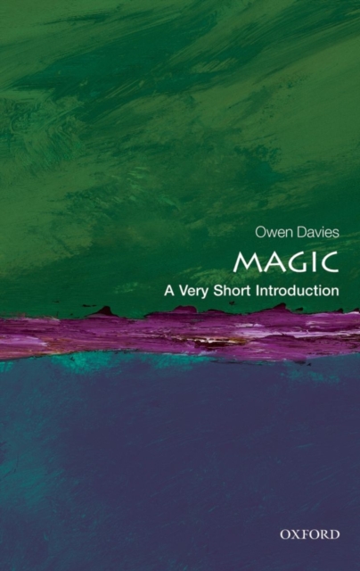 Magic: A Very Short Introduction, Paperback / softback Book
