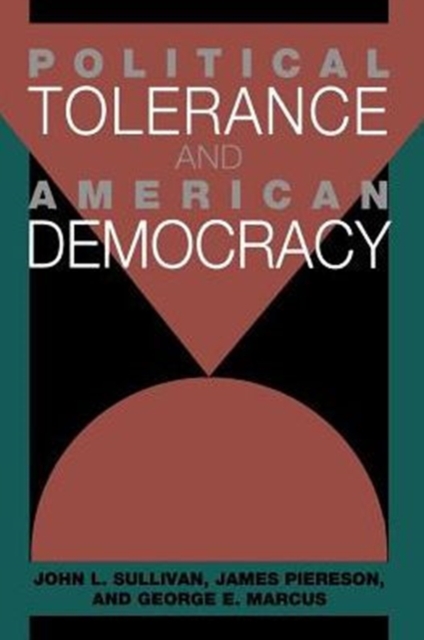 Political Tolerance and American Democracy, Paperback / softback Book