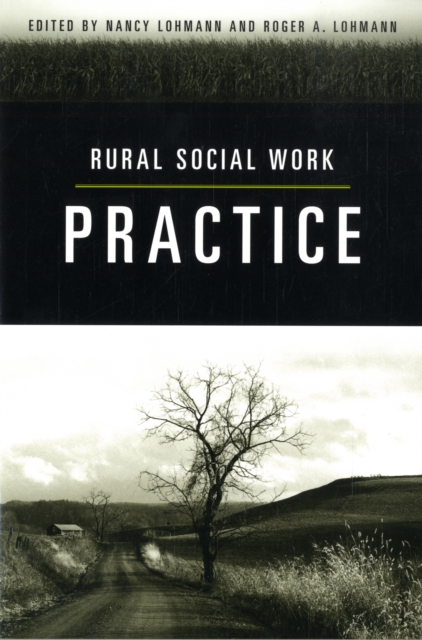 Rural Social Work Practice, Paperback / softback Book