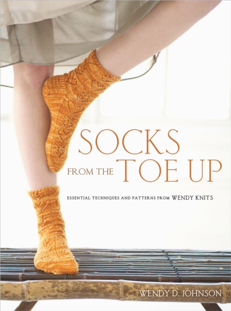 Socks from the Toe Up, Paperback / softback Book