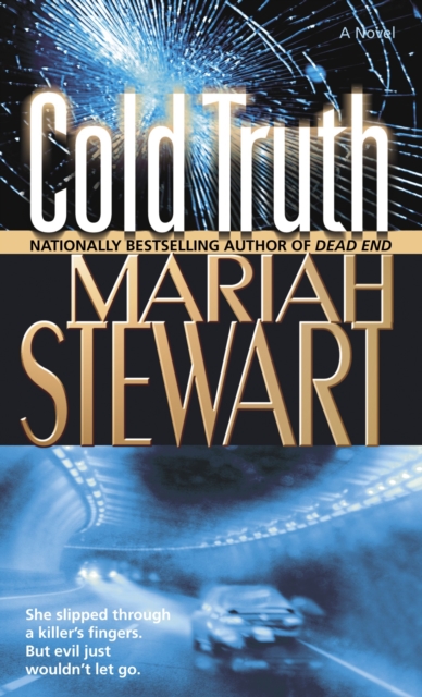 Cold Truth : A Novel, Paperback / softback Book