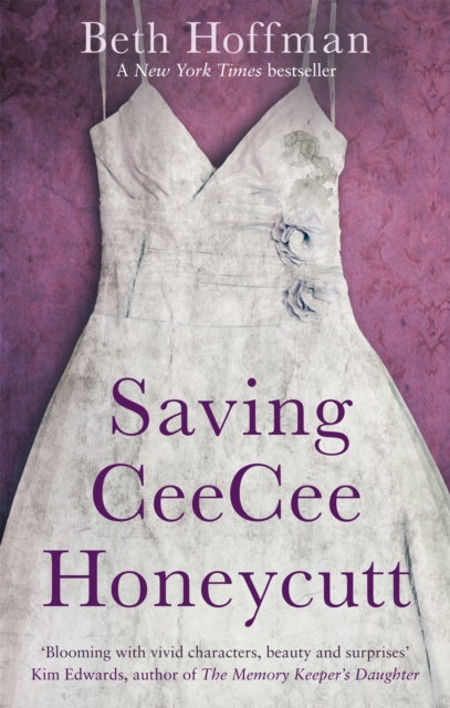 Saving CeeCee Honeycutt, Paperback / softback Book