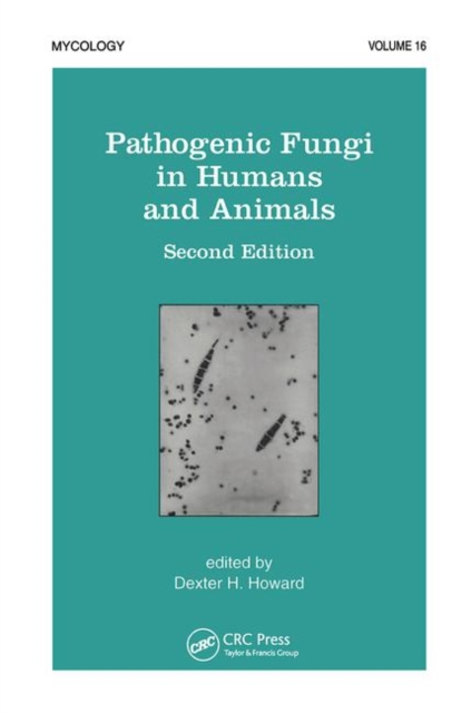 Pathogenic Fungi in Humans and Animals, Paperback / softback Book