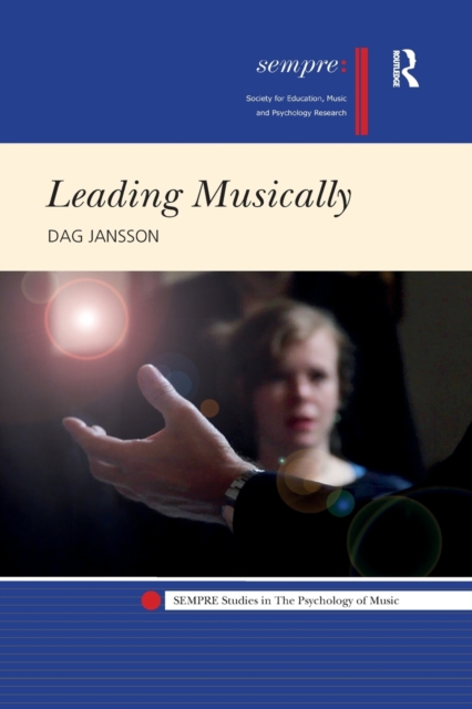 Leading Musically, Paperback / softback Book