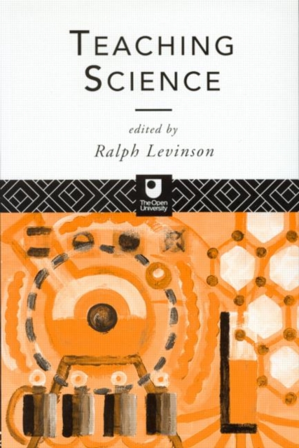 Teaching Science, Paperback / softback Book