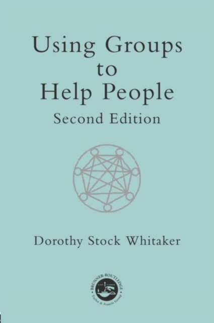 Using Groups to Help People, Paperback / softback Book