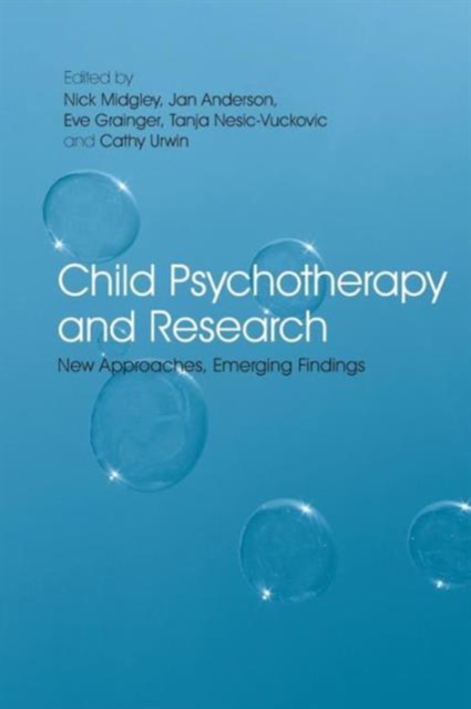 Child Psychotherapy and Research : New Approaches, Emerging Findings, Paperback / softback Book