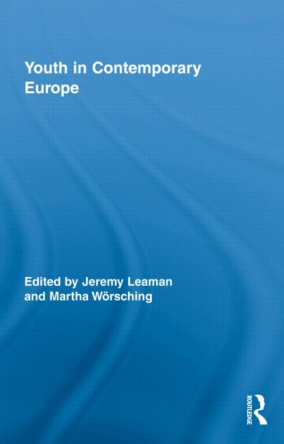 Youth in Contemporary Europe, Hardback Book