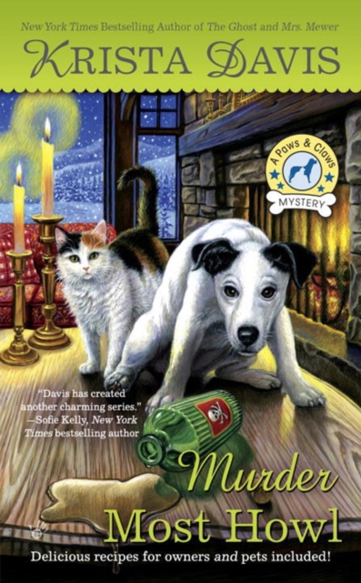Murder Most Howl : A Paws and Claws Mystery, Paperback / softback Book