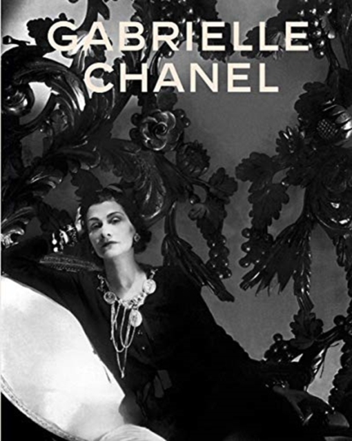 Gabrielle Chanel : Fashion Manifesto, Hardback Book