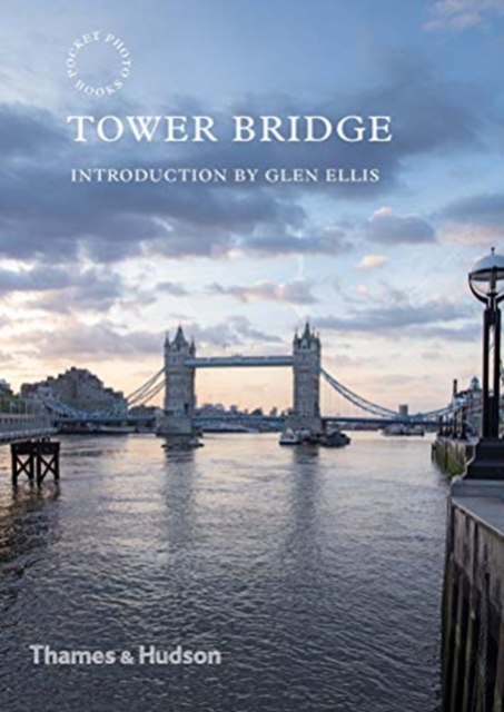 Tower Bridge, Paperback / softback Book
